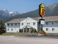 Super 8 by Wyndham Hamilton Hotels in 