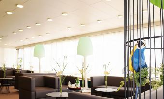 Avia Hotel - Housity