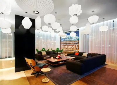 Citizenm Schiphol Airport Hotel di Schiphol