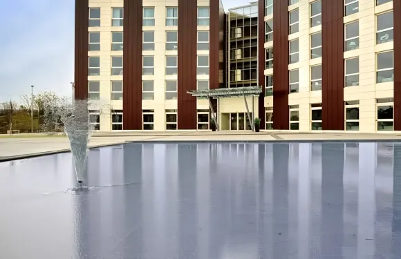 米蘭馬爾彭薩機場創意酒店