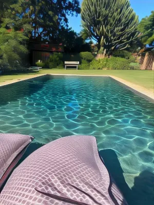 Maison H Guest House Hotel a La Lucia