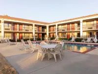 Days Inn by Wyndham Adairsville Hotels in Adairsville