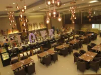 Robertson Hotel Hotels in Naga