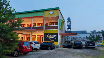 Kenewae Living Near Alun-Alun Wonosari Mitra RedDoorz Hotels near Primagama Wonosari