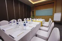 Anara Sky Kualanamu Hotel Hotels in Pasar Enam Kuala Namu