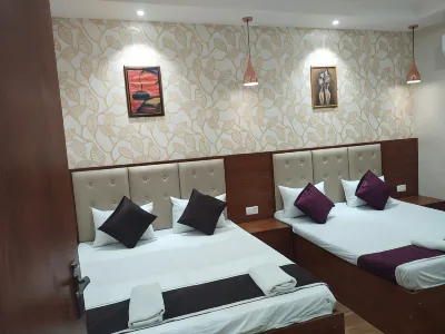 Goroomgo Pyrenees Home Stay Agra (UP)