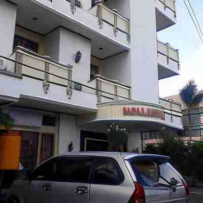 OYO 1429 Bastiana Residence Hotel Exterior