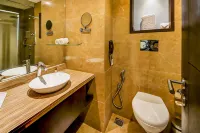 Hotel Delite Grand - parking