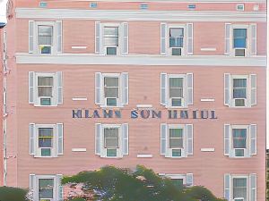 Miami Sun Hotel - Downtown/Port of Miami