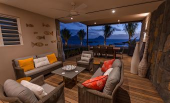 L'Escale Luxury Beachfront Suites by Dream Escapes