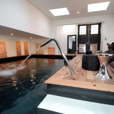 Hôtel la Baie des Anges, Son Spa Marin & sa Piscine Couverte et chauffée