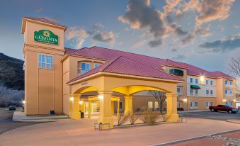 La Quinta Inn & Suites by Wyndham Ruidoso Downs