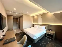 Hotel WAH FU Hotels near District 5