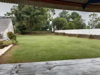 Villa Cendana Wangi Hotels in Pamijahan