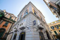 Le 4 Stagioni Dante's Suites H Napoli Centro, by ClaPa Group Hotels in Montecalvario