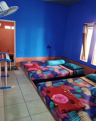 Homestay Sawarna Indah Hotel dekat Sawarna Beach