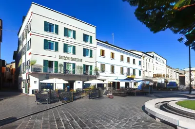 Hotel Tripoli Hotels in Desenzano del Garda