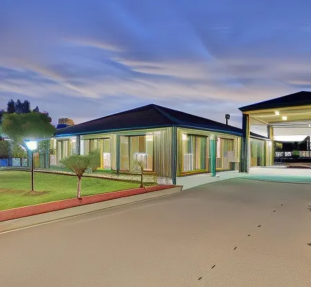 Bushmans Motor Inn