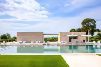 Vinilia Wine Resort - Pools