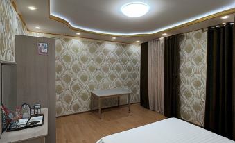 Diyora Hostel