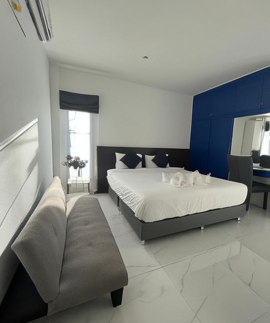 A Day Hotel 외관