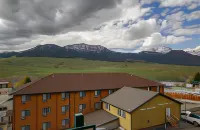 Travelodge by Wyndham Gardiner Yellowstone Park North Hotels in 