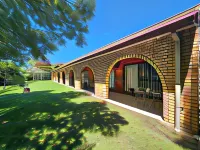 Idlewilde Town & Country Motor Inn Hotels in Pambula Beach