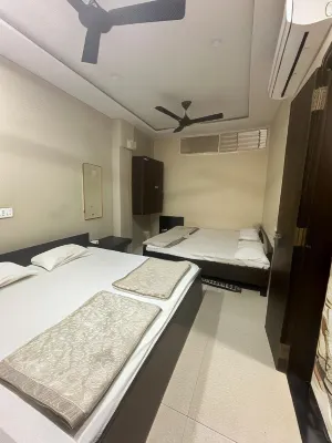 Goroomgo Rudrasagar Homestay Ujjain