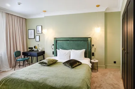 Rosso Riva Hotel