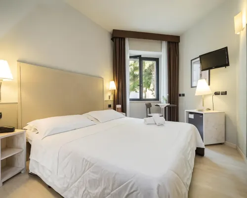 Hotel Corallo Rimini Hoteles cerca de Puente de Tiberio