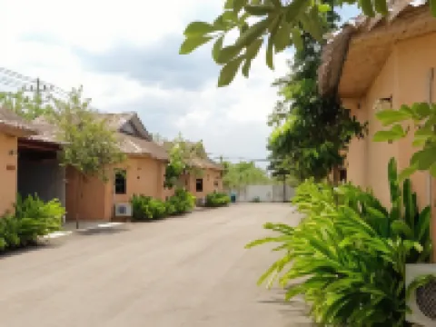 班潘廷度假村酒店 鄰近Pran Buri District的酒店