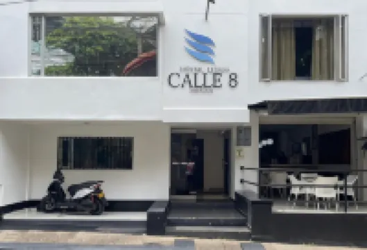 Hostal Lleras Calle 8 Hotel di 