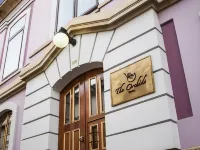 The Orchids Отели рядом с достопримечательностью «Музей колониального искусства в Боготе»