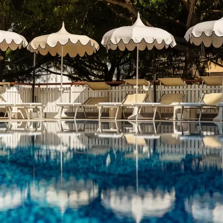 Salus Smart & Chic Hotel