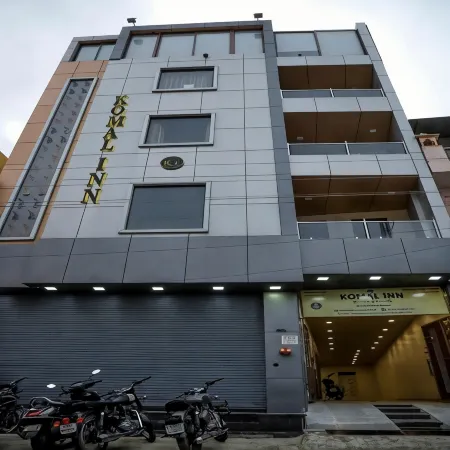 Komal Inn