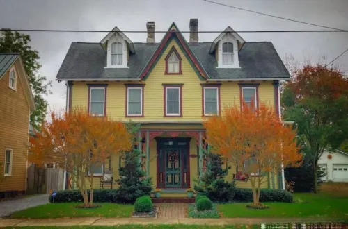 Guest Suite for up to 2 in a Victorian on the Chester River
