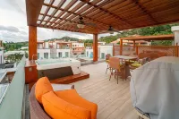 Ocean One Roatan -  Ferienhäuser