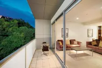 Brighton Bay Apartments