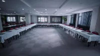 Marlen Hotel Denizli - Bãi đậu xe