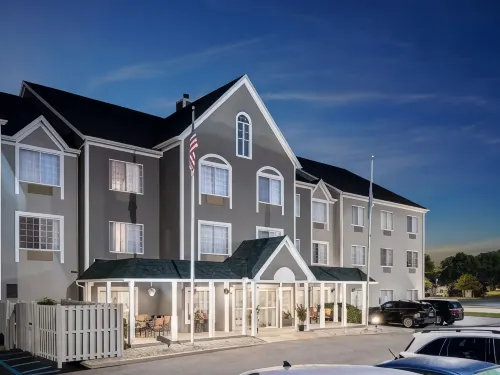 Country Inn & Suites by Radisson, Toledo, Oh Hotels in Maumee