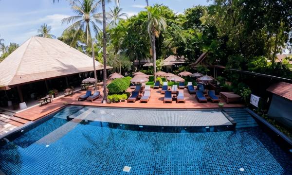 J4 Samui Hotel