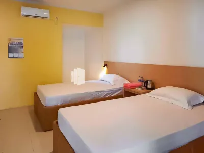 Wisma Baznas Syariah Majalengka Mitra RedDoorz Hotel a Leuwiseeng
