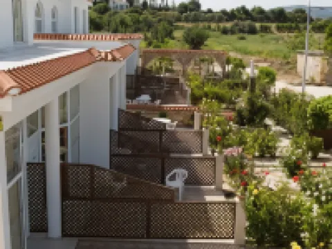Eliofos Elegant Maisonettes Hotels in Polis