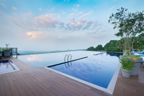 더 파빌리온 다람살라