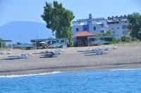 Önder Yıldız Hotel - pantai