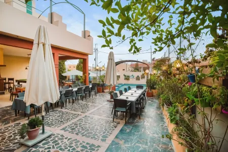 Grand Hotel Madaba Отели в г. Madaba Qasabah District