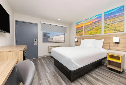 Days Inn by Wyndham Wichita Falls Hotels in Burkburnett