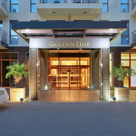 Apart Hotel Golden Line