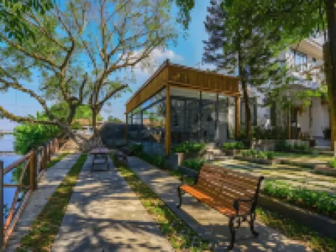 La Paix Hue Hotels in Vy Da