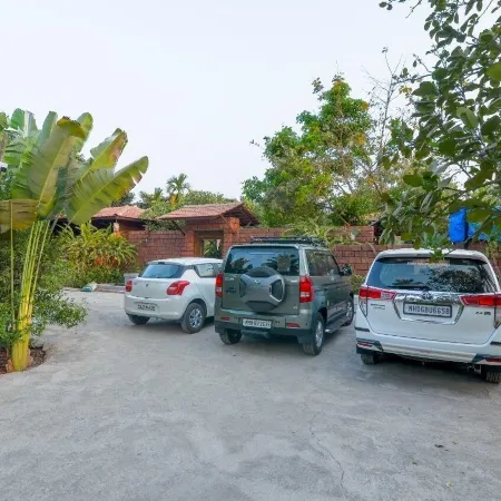 Jomo Resort
